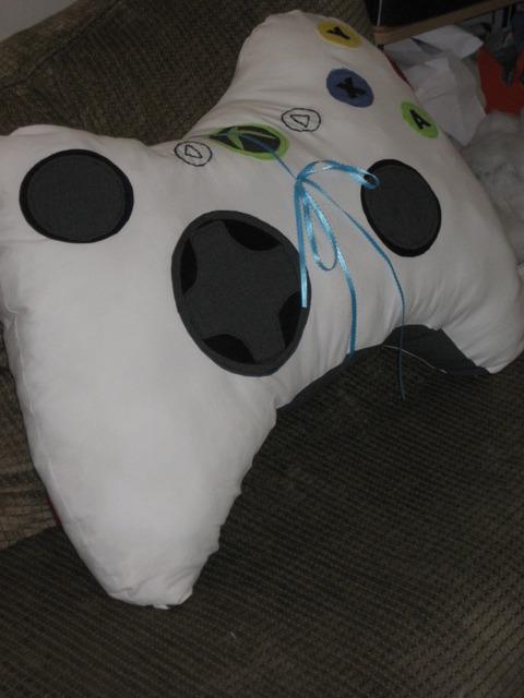Xbox 360 Controller Pillow To Let You Game In Your Dreams